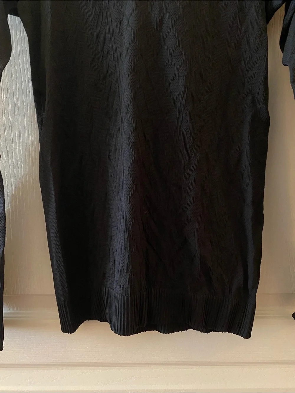 LULULEMON Rest Less Hoodie in Black (2nd release) - 4